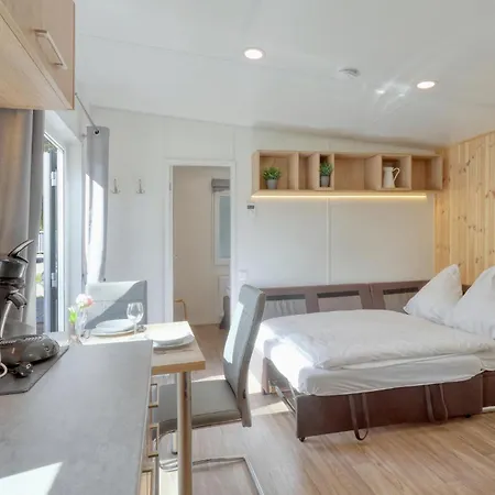 Dom wakacyjny Tiny Haus 45 Am Brombachsee